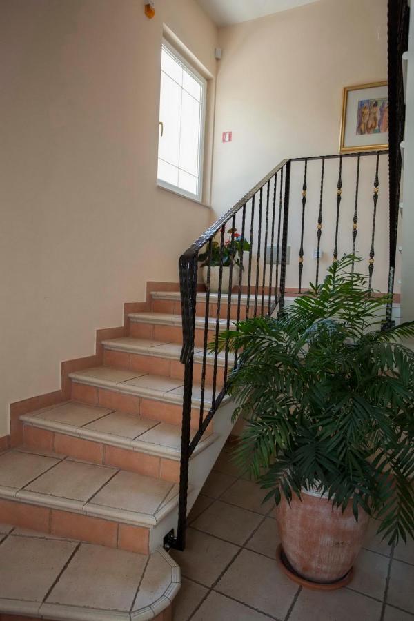 Aparthotel Villa Mozart Podgora Extérieur photo